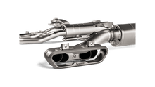 Carica l'immagine nel visualizzatore di Gallery, Akrapovic Evolution Line w/Cat (Titanium) for 2019-21 Mercedes-Benz G63 AMG OPF/GPF