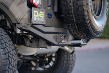 Carica l'immagine nel visualizzatore di Gallery, DV8 Offroad 21-22 Ford Bronco FS-15 Series Rear Bumper