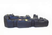 Cargar imagen en el visor de la galería, Titan Fuel Tanks 14-19 Ram 1500 39 Gal Extra HD Cross-Linked PE XXL Mid-Ship Tank 6ft 4in Bed
