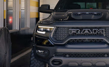 Laden Sie das Bild in den Galerie-Viewer, Magnaflow System xMOD Cat-Back Black Ram