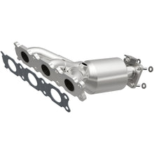 Cargar imagen en el visor de la galería, Magnaflow 11-14 Volvo XC90 3.2L EPA Compliant Manifold w/ Catalytic Converter