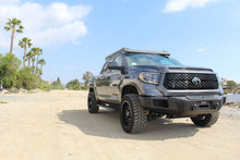 Carica l'immagine nel visualizzatore di Gallery, Go Rhino 16-21 Toyota Tundra Crew Max Ceros Low Profile Roof Rack Textured Black