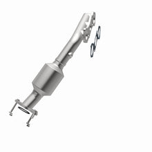 Cargar imagen en el visor de la galería, Magnaflow DF Converter 05-11 Toyota Tacoma 4.0L