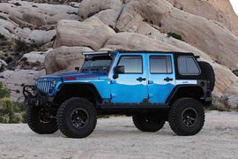 Fabtech 07-18 Jeep JK 4WD 4-Door 5in Trail LT System w/Stealth Shocks