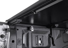 Laden Sie das Bild in den Galerie-Viewer, Photo - Close Up