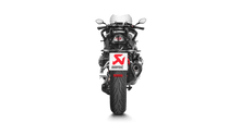 Carica l&#39;immagine nel visualizzatore di Gallery, Akrapovic Slip-On Exhaust for 2015-2018 BMW R1200R / R1200RS