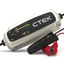 Laden Sie das Bild in den Galerie-Viewer, CTEK Battery Charger - MXS 5.0 (4.3 Amp, 12 Volt) image 3