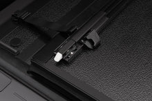 Charger l'image dans la galerie, Photo - Close Up