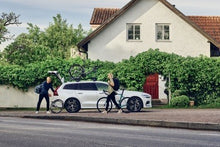 Load image into Gallery viewer, Thule FastRide Fork-Mount Roof Bike Rack (For Quick-Release Bikes) img 9