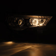 Carica l'immagine nel visualizzatore di Gallery, User 5