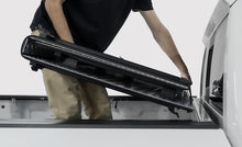 Cargar imagen en el visor de la galería, User 4