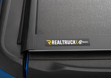 Laden Sie das Bild in den Galerie-Viewer, Photo - Close Up