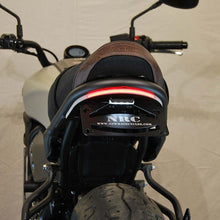 Laden Sie das Bild in den Galerie-Viewer, Photo - Primary