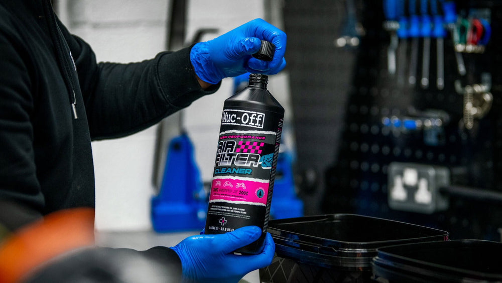 Muc-Off Foam Air Filter Cleaner img 1