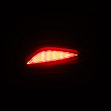 Cargar imagen en el visor de la galería, User 6