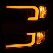 Cargar imagen en el visor de la galería, User 3