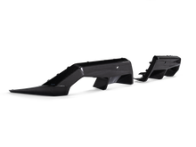 Carica l&#39;immagine nel visualizzatore di Gallery, Akrapovic High Gloss Rear Carbon Fiber Diffuser for 2024+ BMW M5 (G90, G99) img2