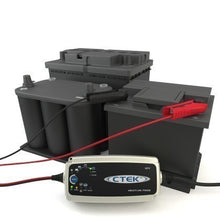 Carica l&#39;immagine nel visualizzatore di Gallery, CTEK Battery Charger - Multi US 7002