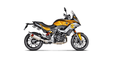Laden Sie das Bild in den Galerie-Viewer, Akrapovic Homologated Slip-On Exhausts for 2020 BMW F900R / F900XR
