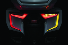 Laden Sie das Bild in den Galerie-Viewer, User 1