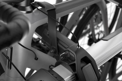 Thule OutWay Hanging-Style Trunk Bike Rack - Silver/Black