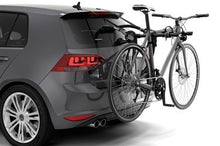 Load image into Gallery viewer, Thule Gateway Pro - Hanging-Style Trunk Bike Rack w/Anti-Sway Cages