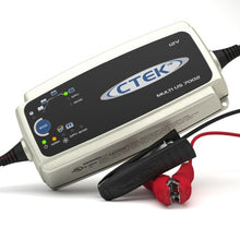 Carica l&#39;immagine nel visualizzatore di Gallery, CTEK Battery Charger - Multi US 7002