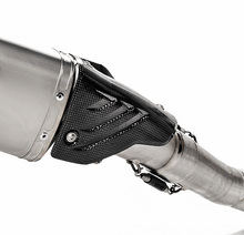 गैलरी व्यूवर में इमेज लोड करें, Akrapovic Heat Shield for 2020 BMW S1000RR image 2
