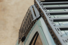 Carica l'immagine nel visualizzatore di Gallery, Photo - Close Up