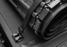 Carica l'immagine nel visualizzatore di Gallery, Photo - Close Up