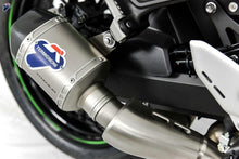 Carica l&#39;immagine nel visualizzatore di Gallery, Termignoni SO-04 Slip-On Cylindrical Titanium Sleeve with Carbon End Cap for 2018+ Kawasaki Z900RS 5
