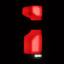 Cargar imagen en el visor de la galería, User 4