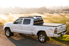 Laden Sie das Bild in den Galerie-Viewer, Photo - lifestyle view