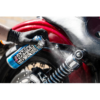 Muc-Off Silicon Shine Cleaning Spray img shock