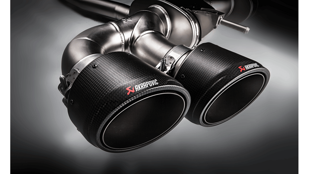 Akrapovic Evolution Race Line w/o Cat w/ Carbon Tips for 2008-20 Nissan GTR