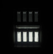 Laden Sie das Bild in den Galerie-Viewer, User 5