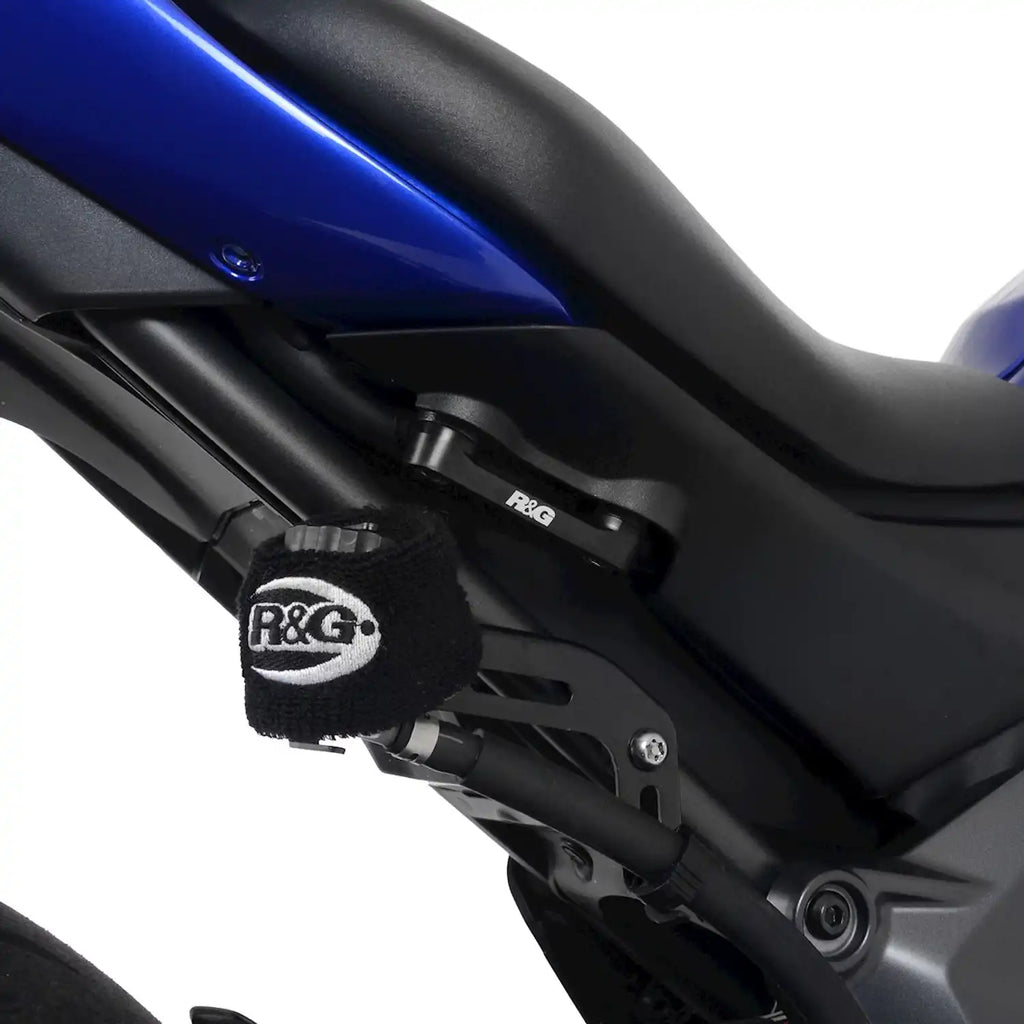 Yamaha R7 Rear Set Plates R&G Rear Footrest Blanking Plates (Pair) For Yamaha R7 '22 – 2to4wheels