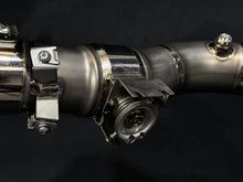 Laden Sie das Bild in den Galerie-Viewer, Vandemon Titanium Exhaust System with OEM Valve Function For 2023-25 BMW R1300GS / GSA 