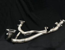 Laden Sie das Bild in den Galerie-Viewer, Vandemon Titanium Exhaust System with OEM Valve Function For 2023-25 BMW R1300GS / GSA 9