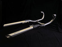Load image into Gallery viewer, Vandemon Titanium Exhaust System For 2020-25 BMW R18 Bagger, Classic &amp; Transcontinental 3
