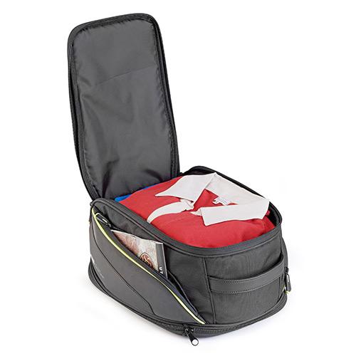Givi EA131 26 Liter Expandable Tanklock Tank Bag image 2
