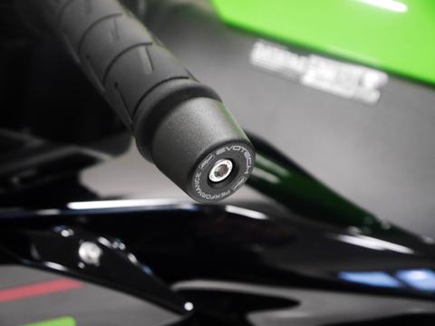 ウエイトトレーニング IS-8000 Evotech Performance Handlebar weights for Kawasaki Ninja ZX