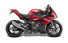 Laden Sie das Bild in den Galerie-Viewer, Evotech Performance Footrest Blanking Plates for BMW S1000RR / Suzuki GSX-R1000 image 4