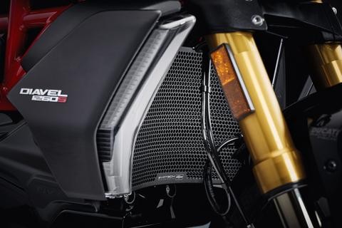 Evotech Performance Radiator Guard for Ducati Monster / Supersport / Diavel 1260 image 4