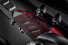 गैलरी व्यूवर में इमेज लोड करें, Evotech Performance Fuel Tank Cover Guard for Ducati Streetfighter V4