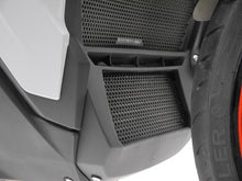 गैलरी व्यूवर में इमेज लोड करें, Evotech Performance Radiator &amp; Oil Cooler Guard Set for 2020-2024 BMW S1000XR image 3