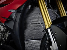 Laden Sie das Bild in den Galerie-Viewer, Evotech Performance Radiator &amp; Oil Cooler Guard Set for BMW S1000RR / S1000R / S1000XR image 3