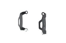गैलरी व्यूवर में इमेज लोड करें, Evotech Performance Front Caliper Guard (Pair) for Various Motorcycle image 1