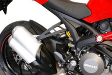 Laden Sie das Bild in den Galerie-Viewer, Evotech Performance Exhaust Hanger for Ducati Monster 1100 EVO image 3