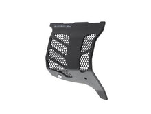 Laden Sie das Bild in den Galerie-Viewer, Evotech Performance Engine Guard Protection for Ducati Monster 1200 / S / R image 2
